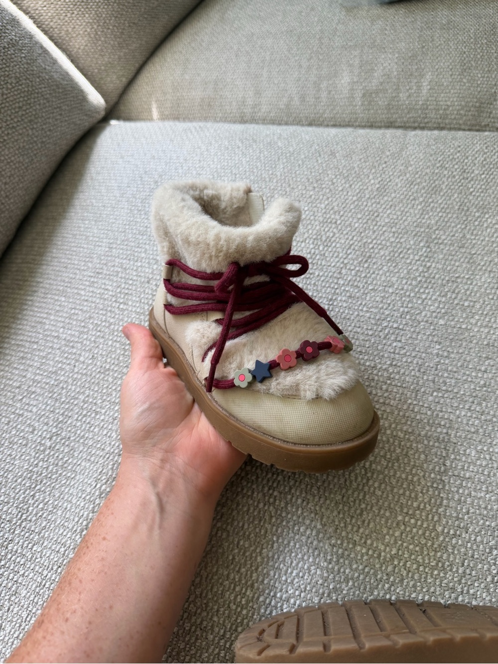 Zara Beige Faux-Fur Kids Boot with Burgundy Laces and Flower Trim- NEVER WORN